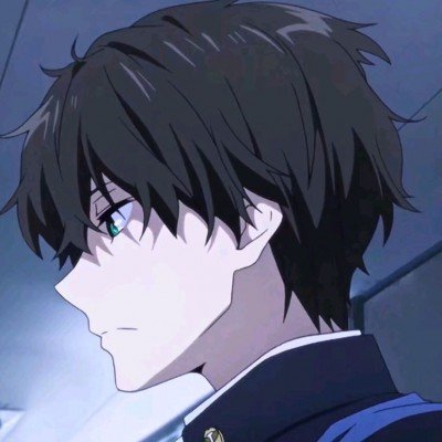 男童踢狗家长称孩子小不懂事